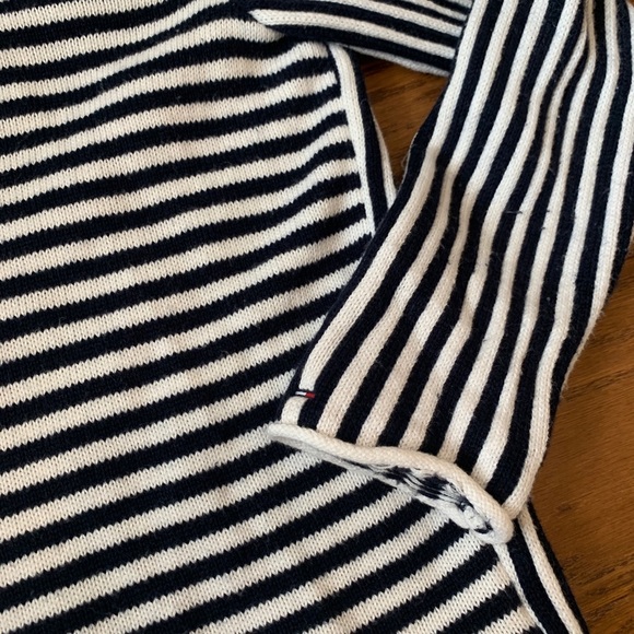 Tommy Striped Sweater - Picture 2 of 4
